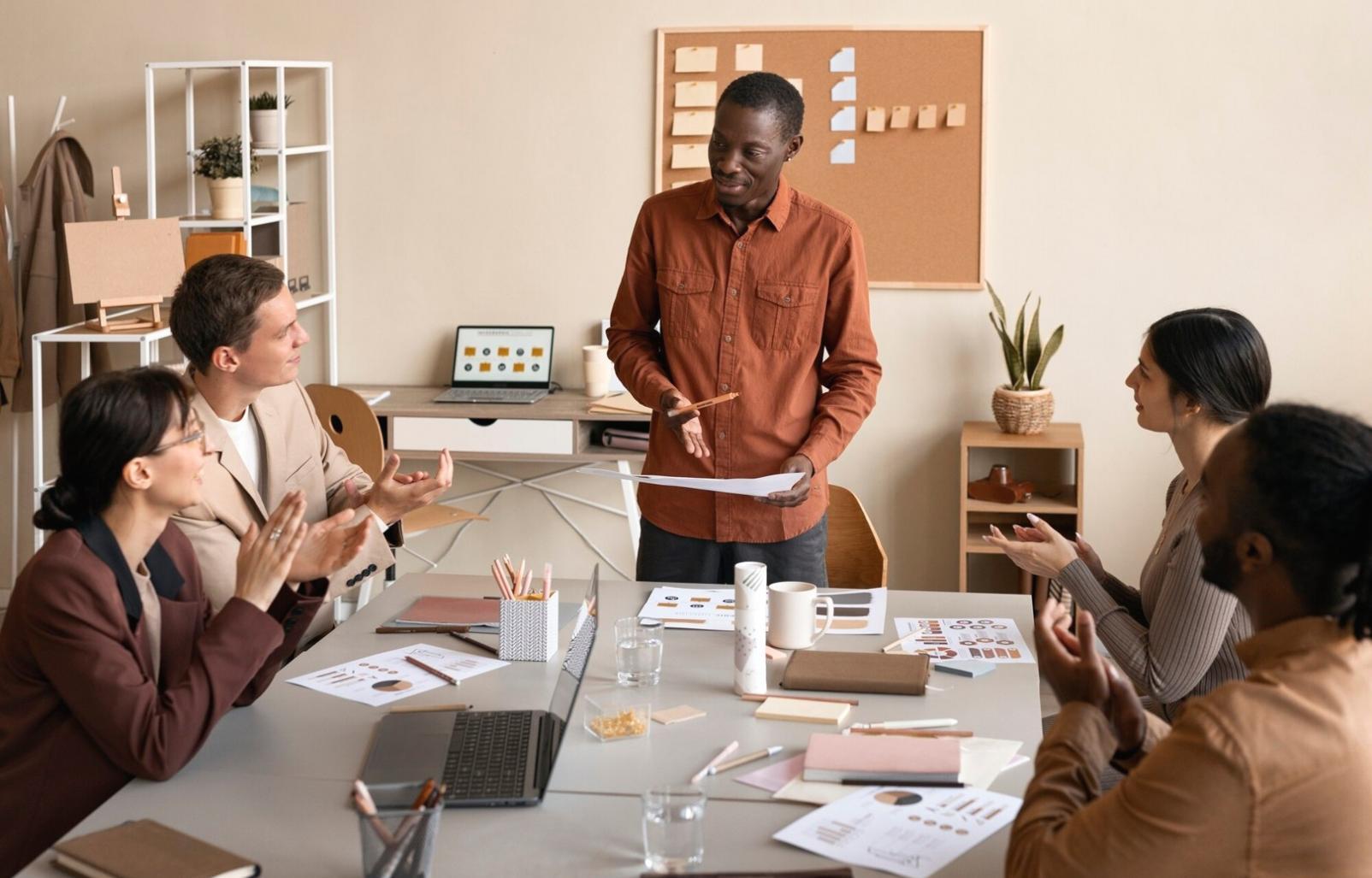 Financial planning workspace showing charts and analysis tools